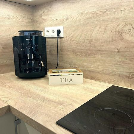 Leo Apartment Obchodna - Delux Братислава Екстер'єр фото